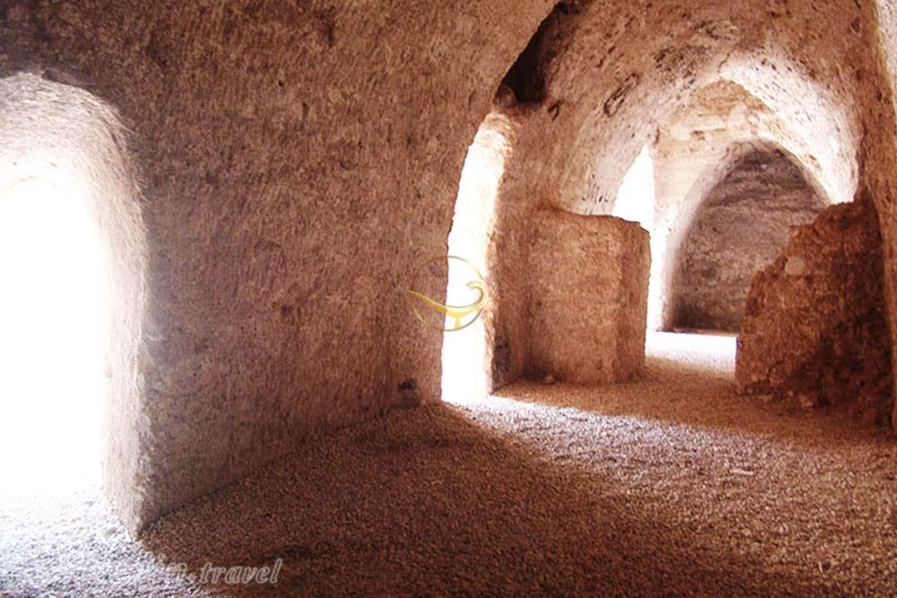 نیایشگاه مند (معبد کلات) در دشتی | علاءالدین تراول