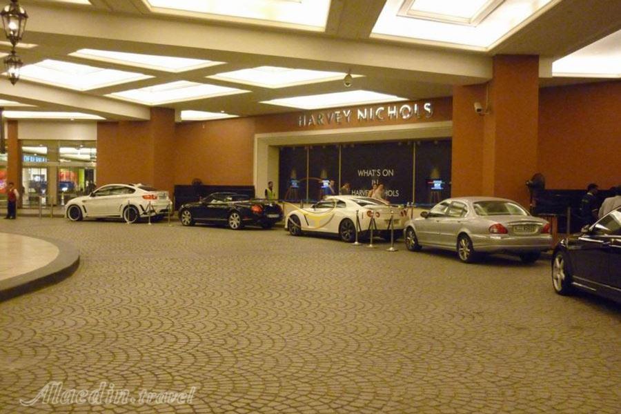 مرکز خرید امارات (امارات مال) دبی - امارات متحده عربی