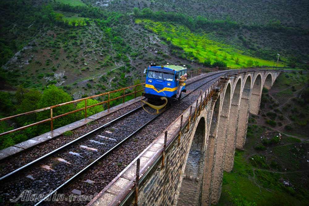 گردنه گدوک فیروزکوه | علاءالدین تراول