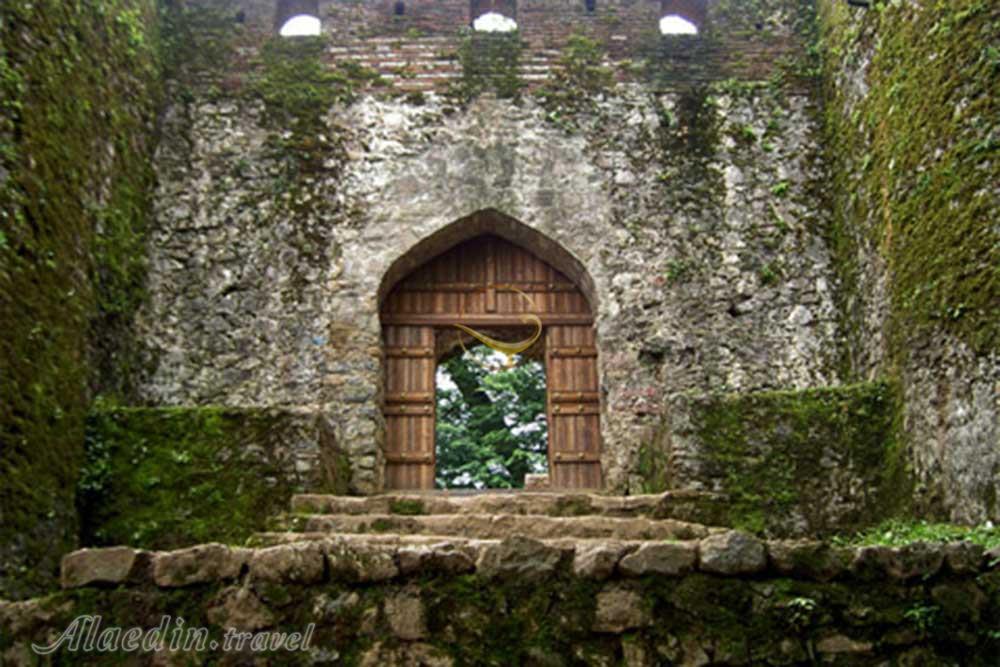 قلعه رودخان فومن | علاءالدین تراول