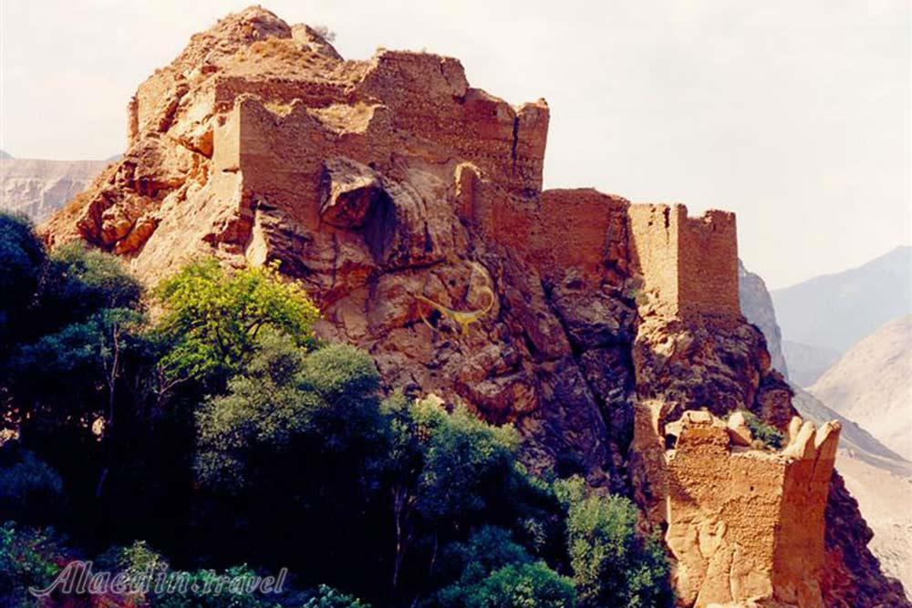 قلعه استوناوند گرمسار | علاءالدین تراول