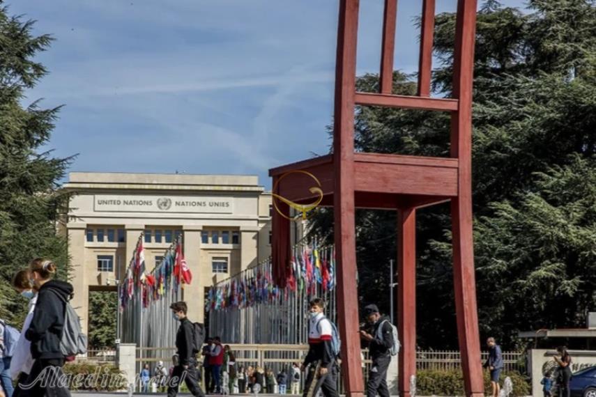 مجسمه صندلی شکسته ژنو | علاالدین تراول