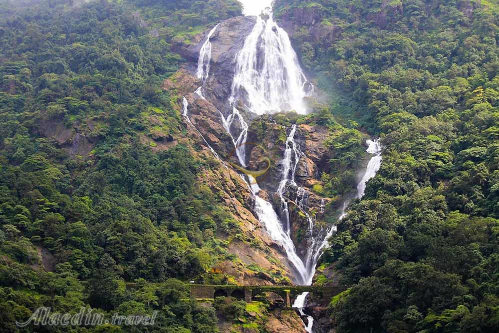 آبشار دودهساگار در گوا - هند | علاءالدین تراول