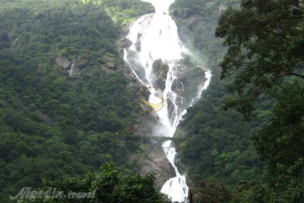 آبشار دودهساگار در گوا - هند | علاءالدین تراول