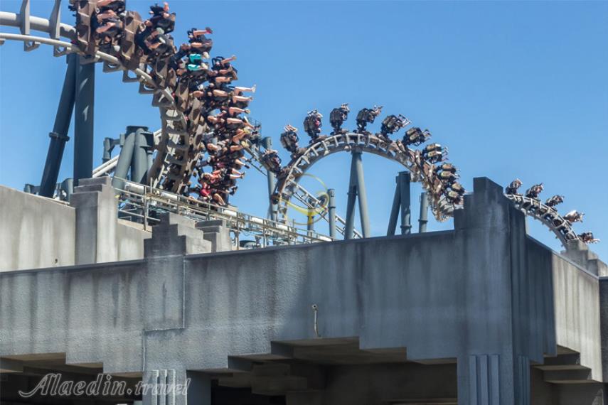 وارنر برادرز مووی ورلد گلد کوست | علاالدین تراول