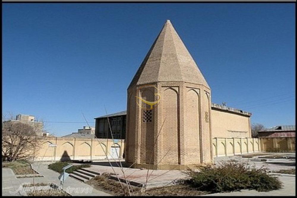 برج قربان همدان | علاءالدین تراول