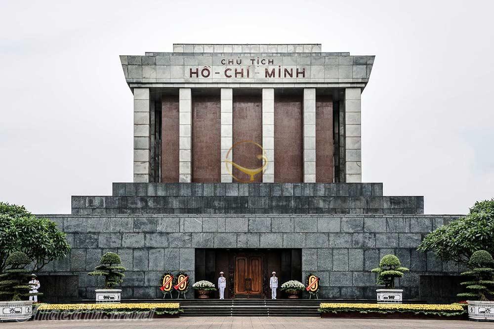 مقبره هوشی مین در هانوی - ویتنام | علاءالدین تراول