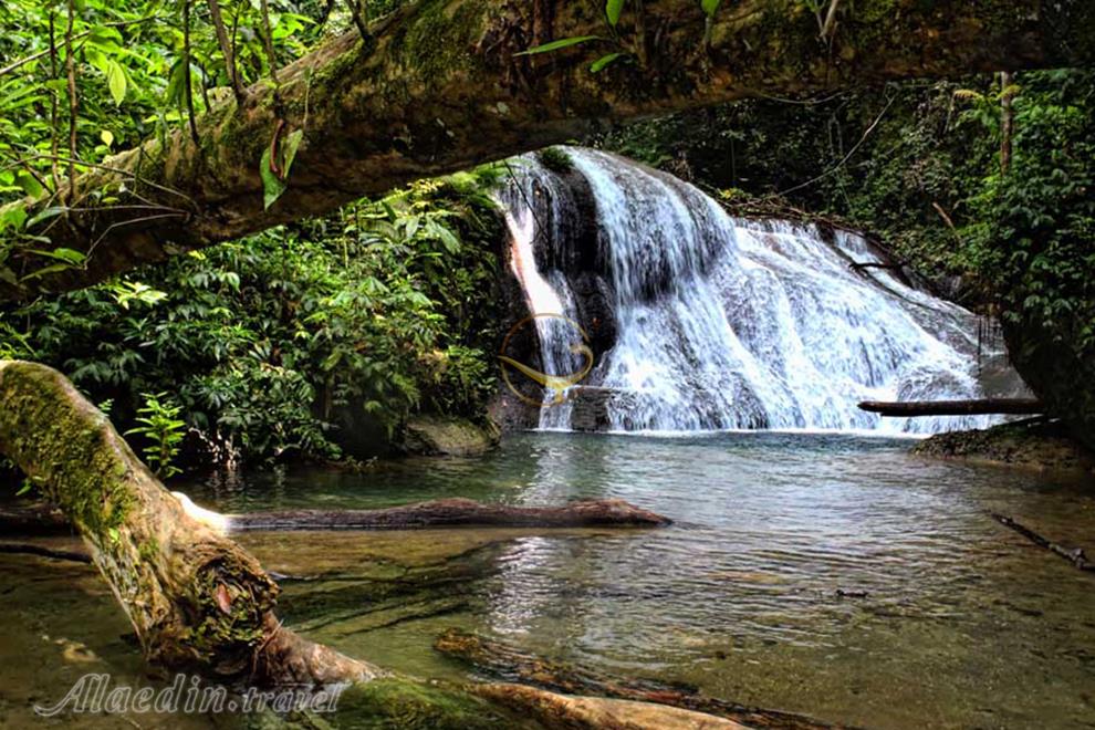 آبشار ماتانیکو در هونیارا - جزایر سلیمان | علاءالدین تراول