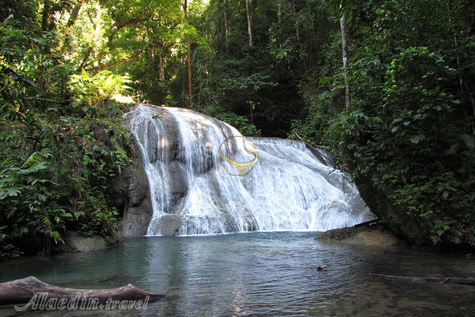 آبشار ماتانیکو در هونیارا - جزایر سلیمان | علاءالدین تراول