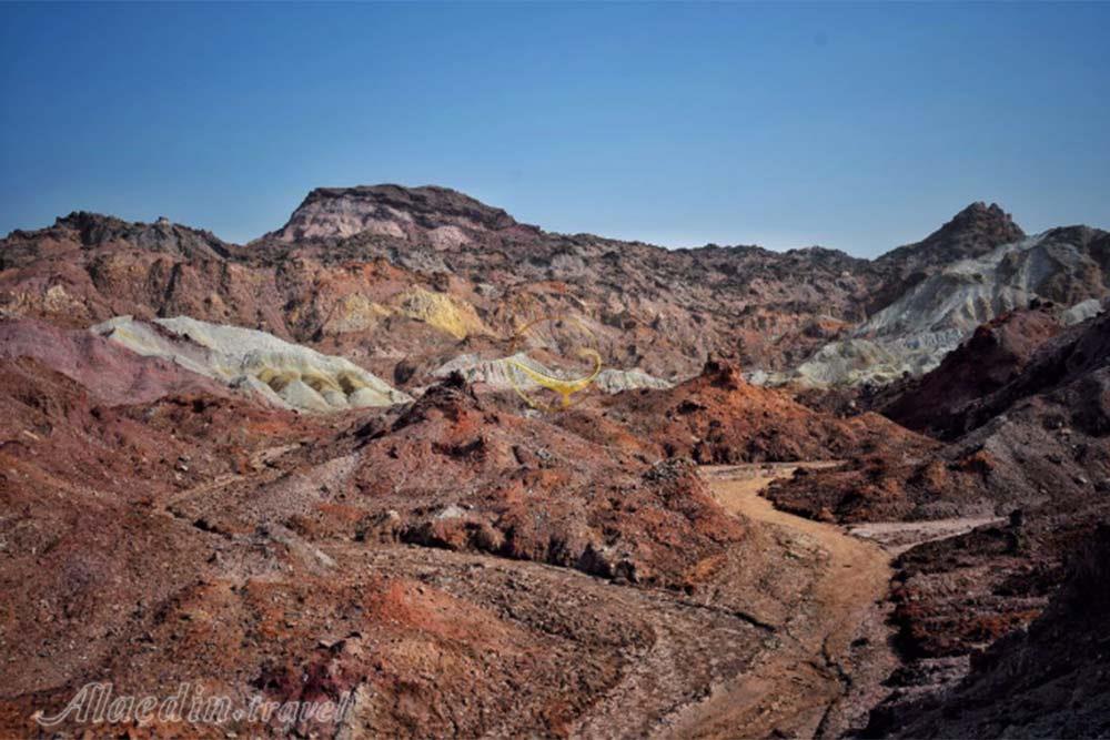 کوه های خوراکی (کوه های رنگی) در جزیره هرمز | علاءالدین تراول