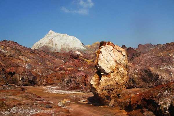 دره رنگین کمان در هرمز