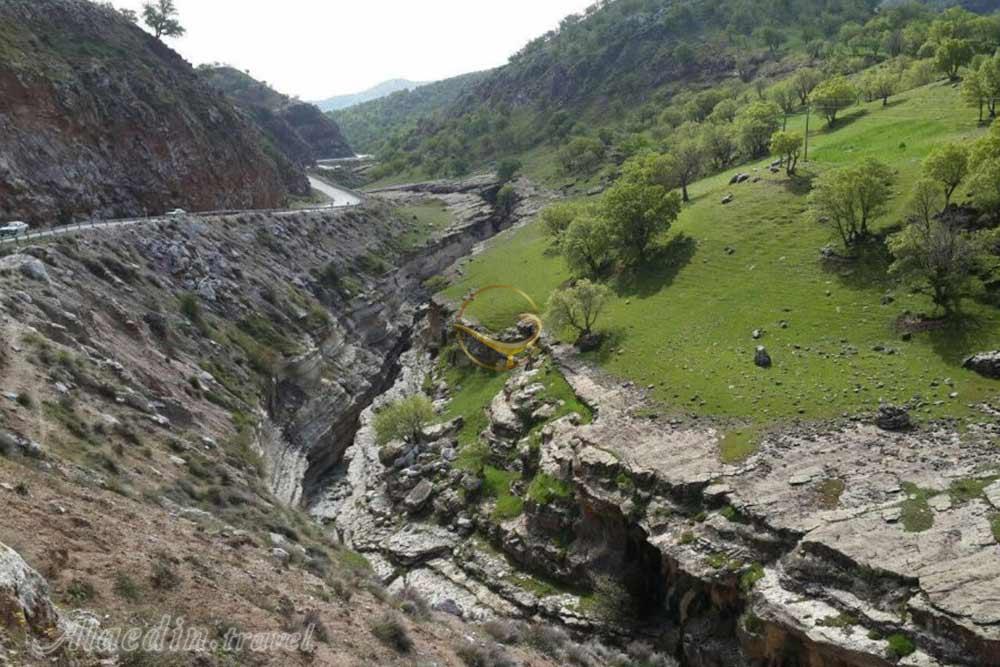 تنگه رازیانه ایلام | علاءالدین تراول