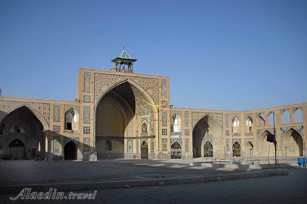 حیاط مسجد حکیم اصفهان | علاءالدین تراول