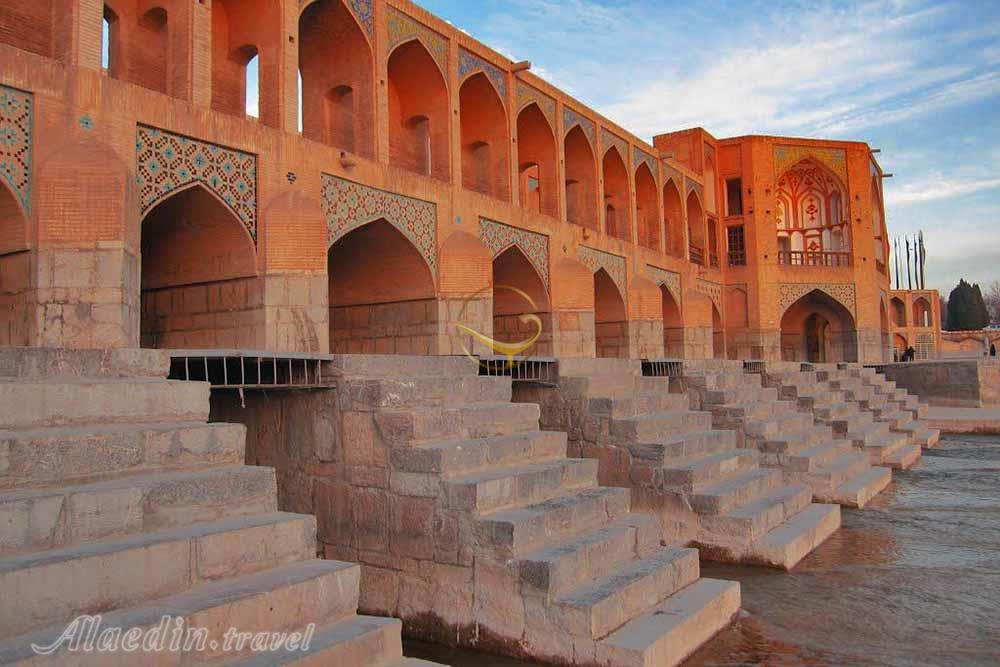 پل خواجو اصفهان | علاءالدین تراول