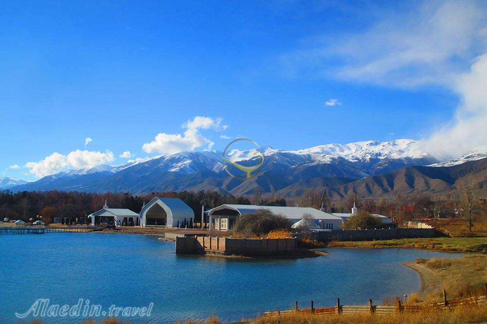 دریاچه ایسیک کول در قرقیزستان | علاءالدین تراول