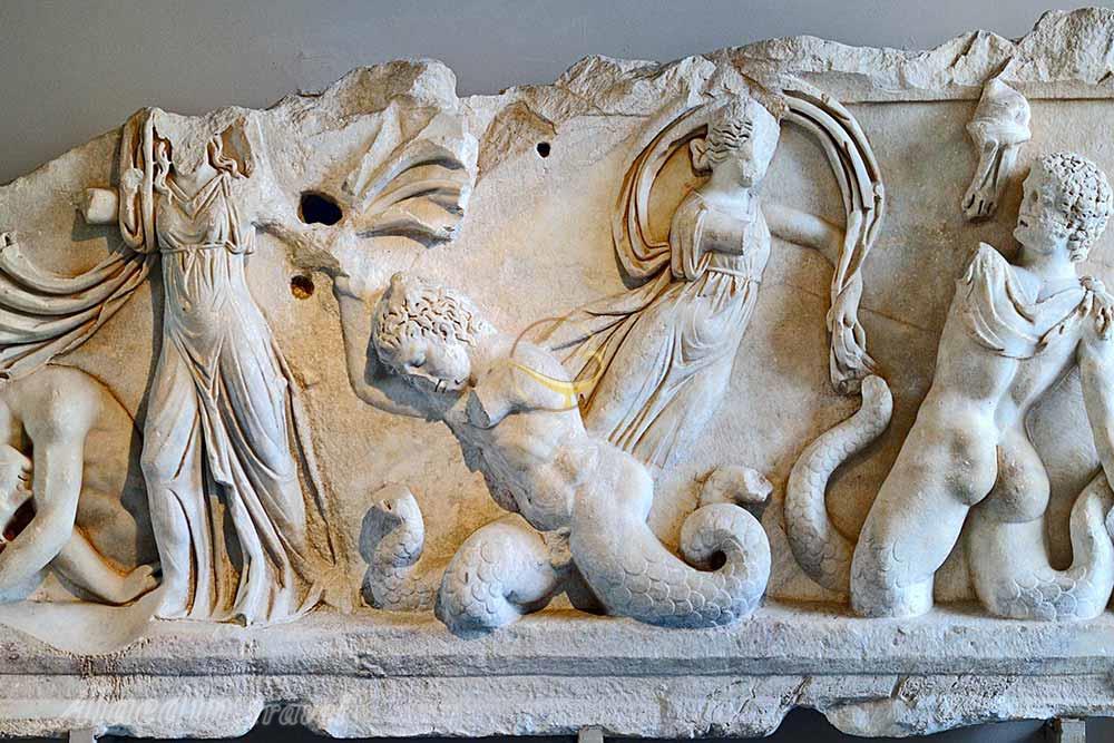 موزه نقاشی و مجسمه ازمیر در ترکیه | علاءالدین تراول