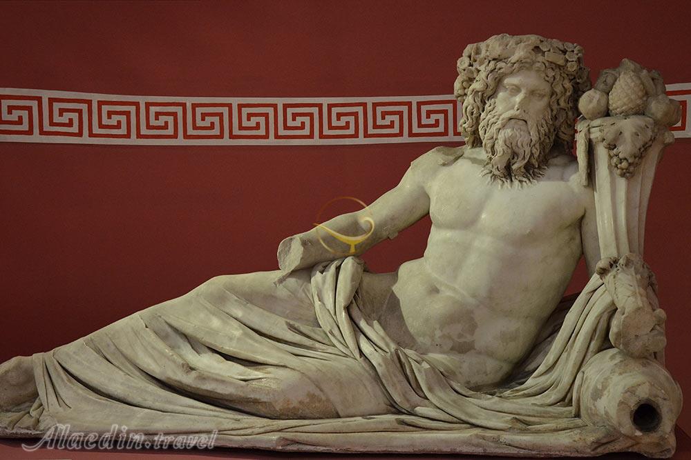 موزه تاریخ و هنر در ازمیر - ترکیه | علاءالدین تراول