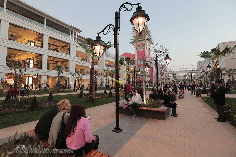 مجتمع تجاری تفریحی ماوی باغچه در ازمیر - ترکیه | علاءالدین تراول