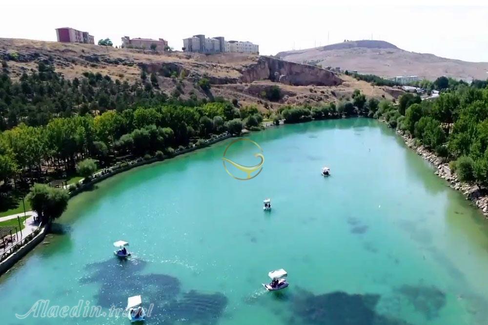 پارک تورگوت اوزال در ازمیر - ترکیه | علاءالدین تراول