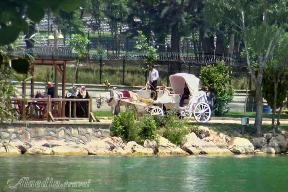 پارک تورگوت اوزال در ازمیر - ترکیه | علاءالدین تراول