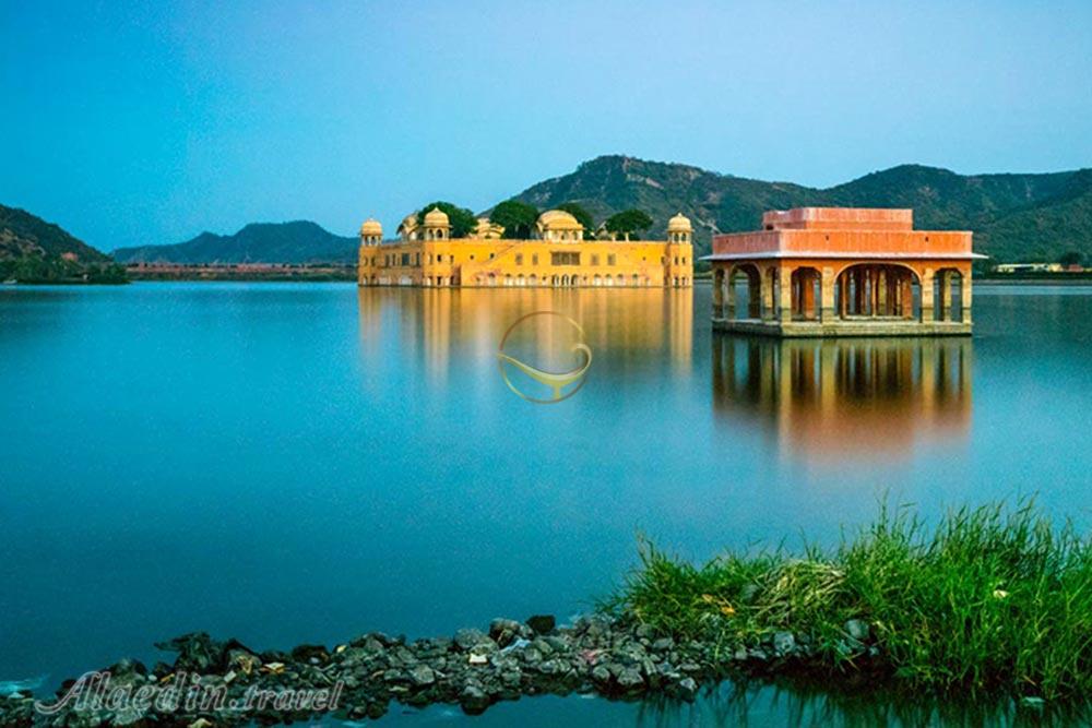 کاخ جال محل (قصر آبی) در جیپور - هند | علاءالدین تراول
