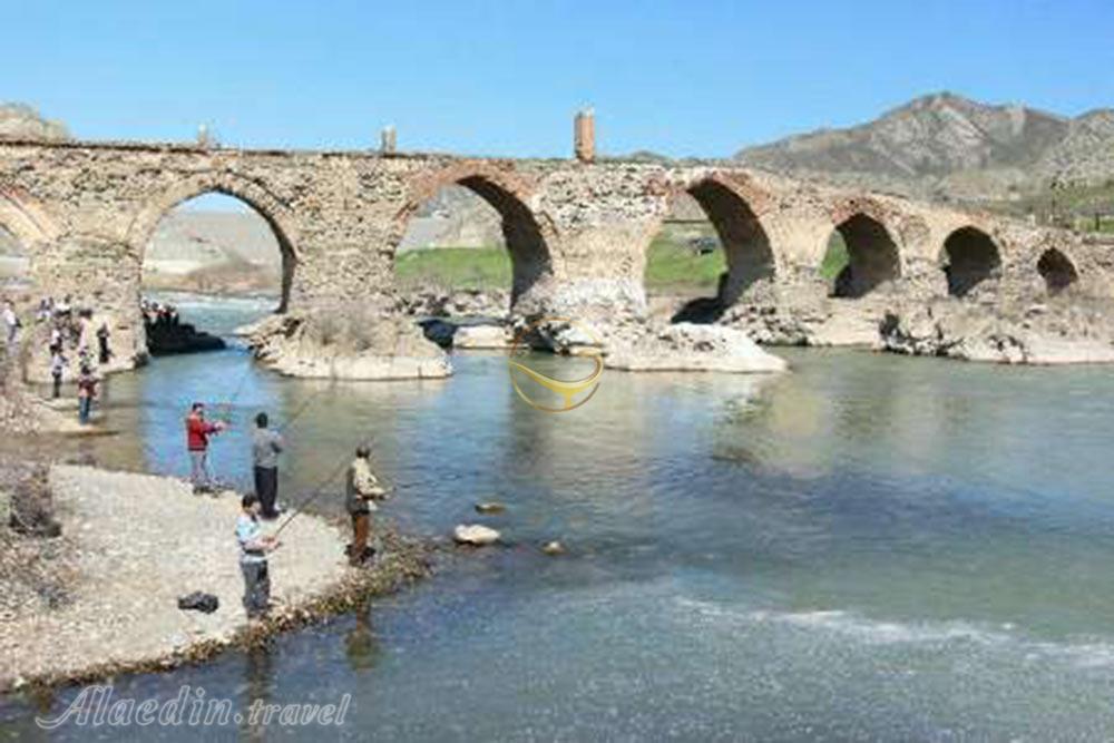 پل خداآفرین کلیبر | علاءالدین تراول