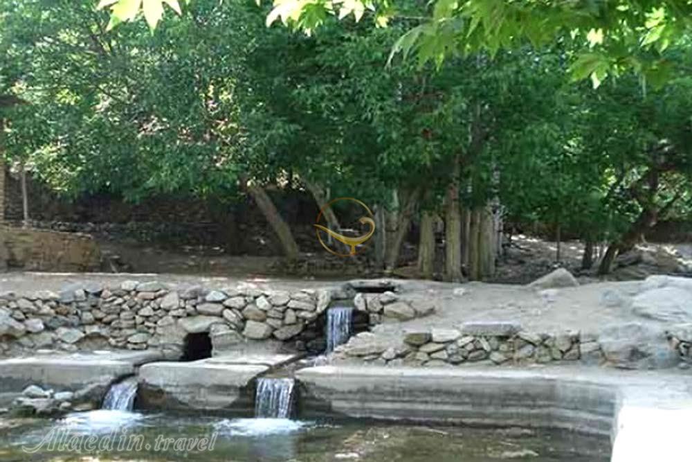 روستای اسحاق آباد در کاشان | علاءالدین تراول