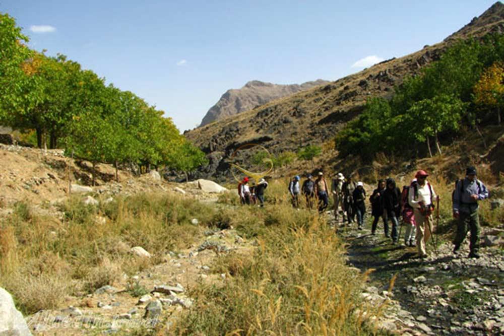 روستای نشلج در کاشان (مرکز گیوه بافی کشور) | علاءالدین تراول