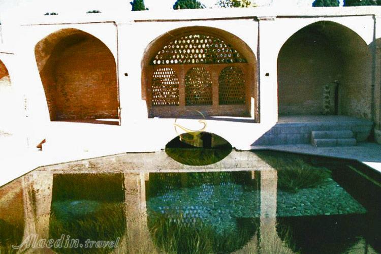 چشمه سلیمانیه در کاشان