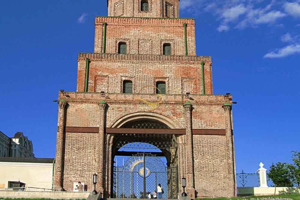 برج سویومبیکه کازان روسیه | علاءالدین تراول