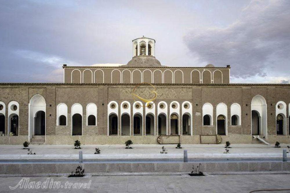 کاروانسرای (خانه) حاج آقا علی در کرمان | علاءالدین تراول