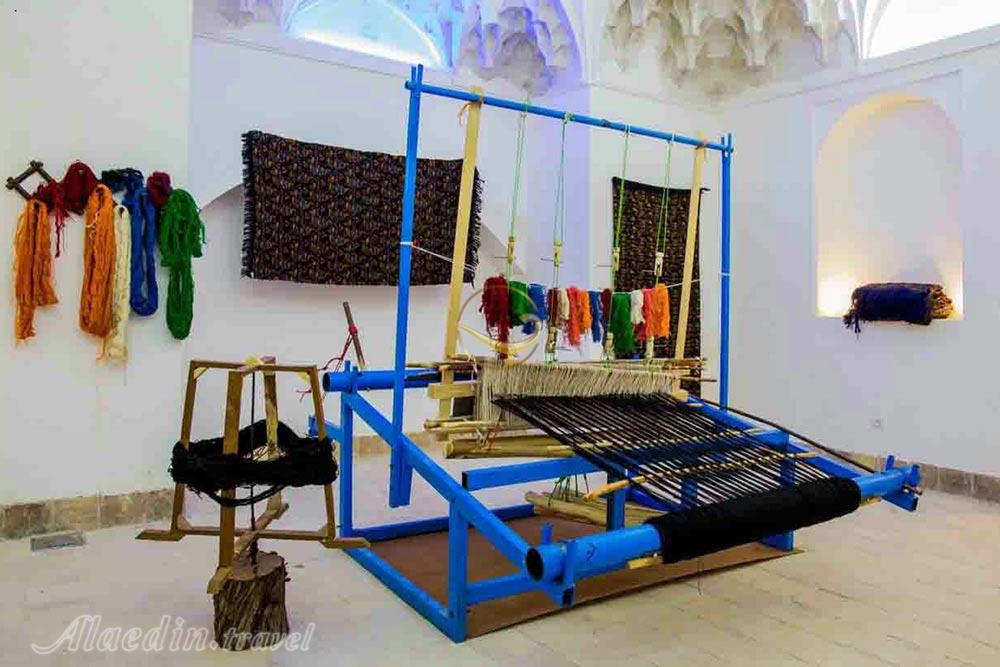 مدرسه حیاتی (موزه مشاغل و حرف کرمان قدیم) در کرمان | علاءالدین تراول