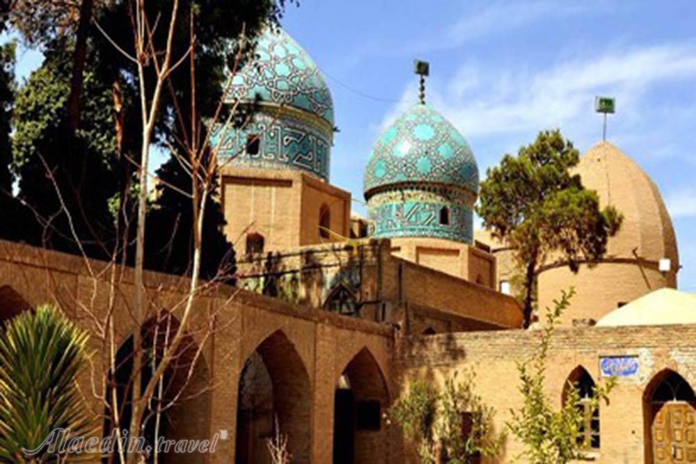 گنبد مشتاقیه (سه گنبد) کرمان | علاءالدین تراول