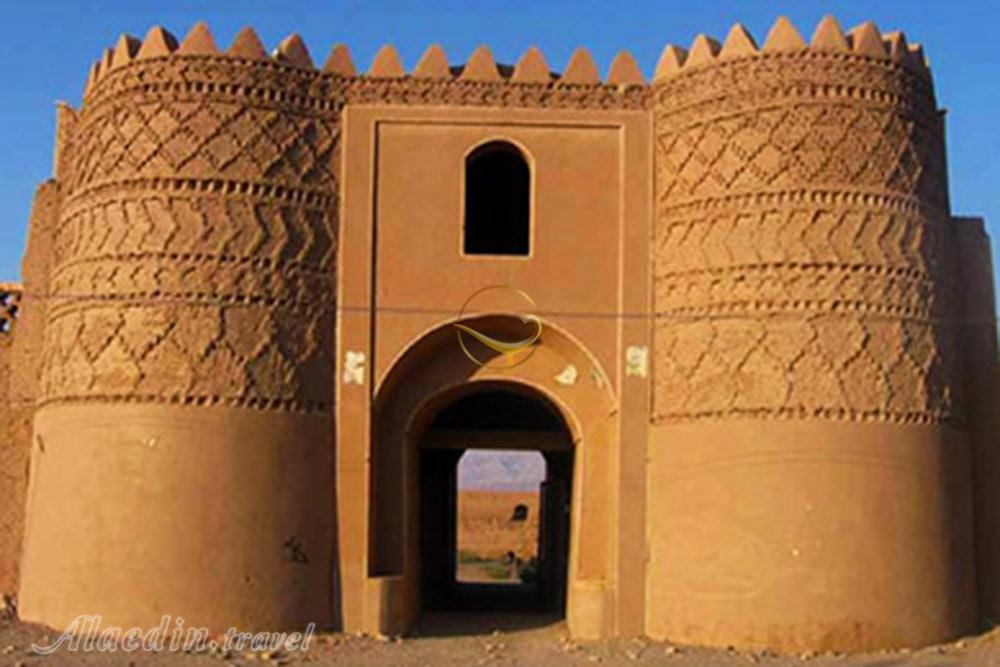 کاروانسرای شفیع آباد در کرمان | علاءالدین تراول