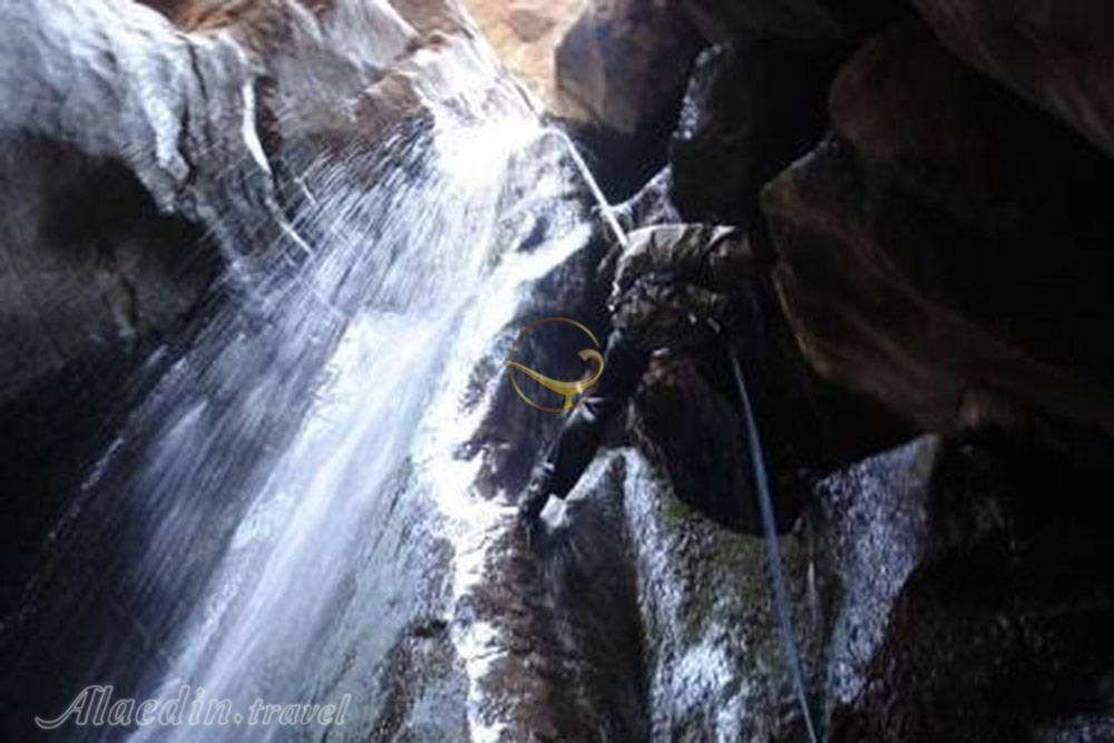 آبشارهای سیمک در کرمان | علاءالدین تراول