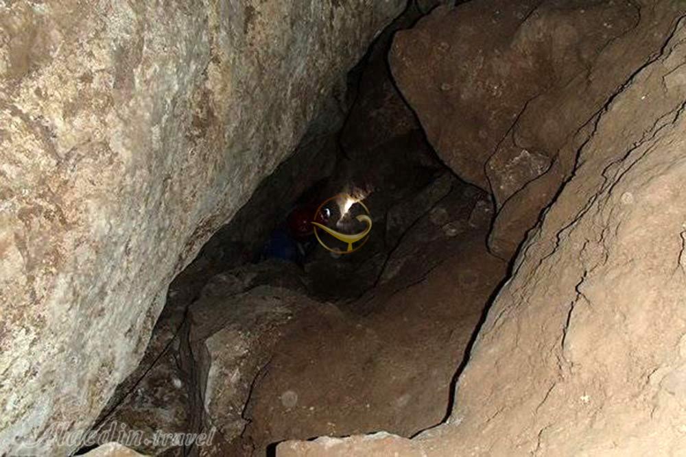 زرین غار در خدابنده | علاءالدین تراول