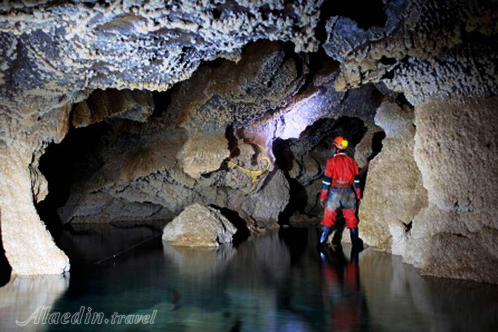 زرین غار در خدابنده | علاءالدین تراول