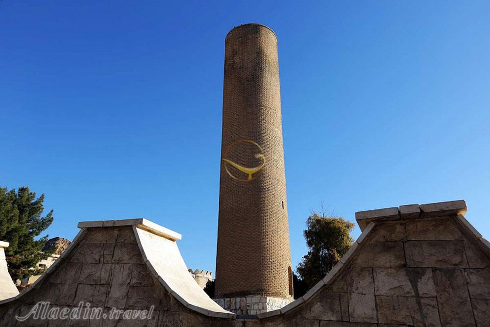 مناره آجری خرم آباد | علاءالدین تراول