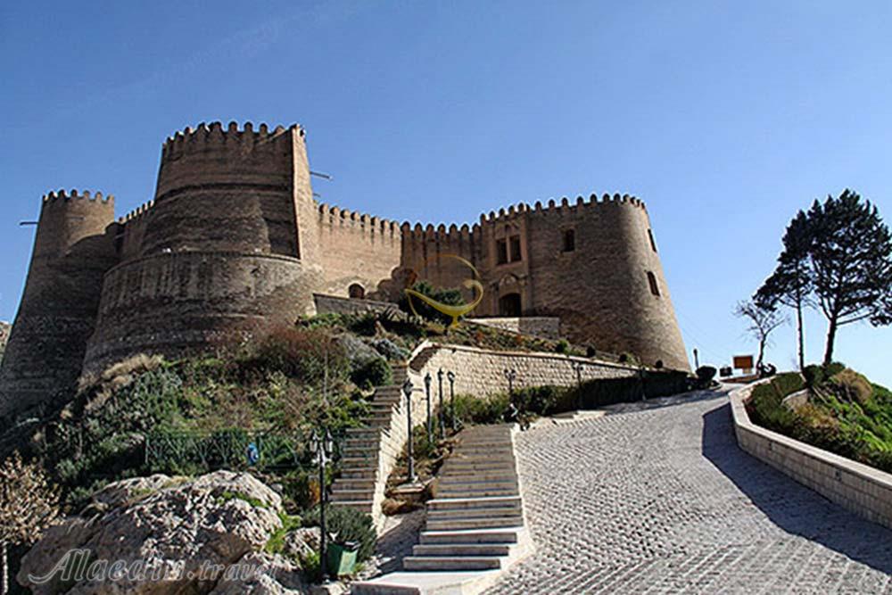 قلعه فلک ‌الافلاک خرم آباد | علاءالدین تراول