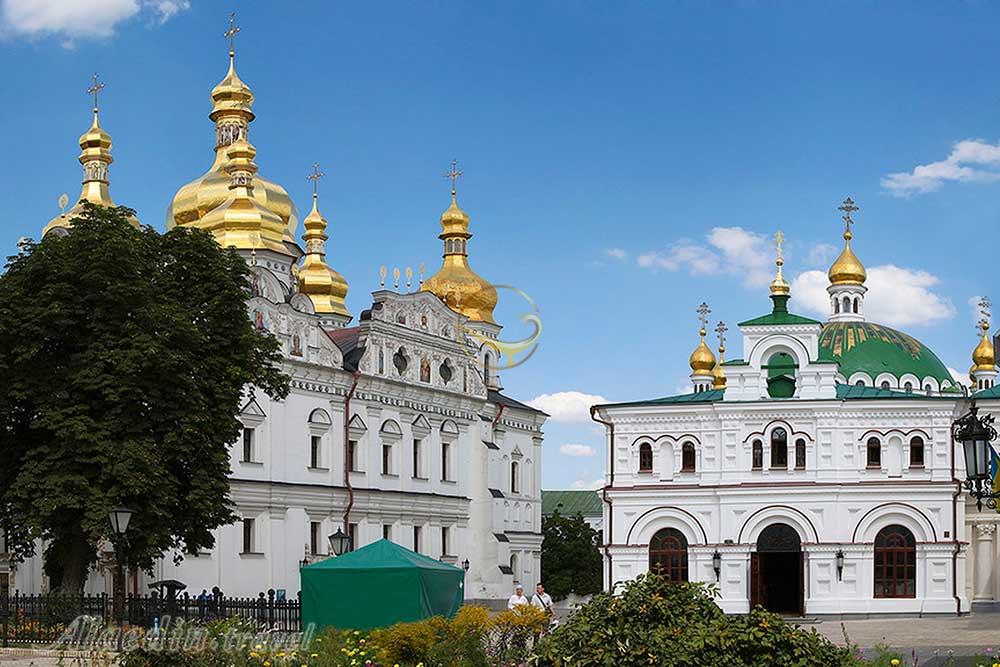 صومعه پچرسک لاورا در کیف - اوکراین | علاءالدین تراول