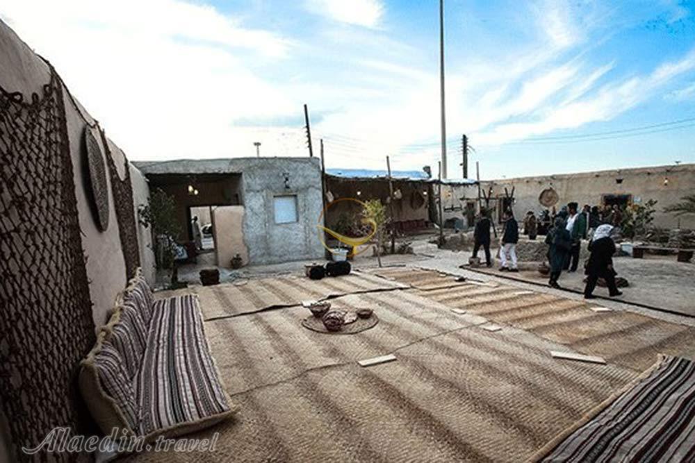 محوطه بیرونی موزه کیش | علاءالدین تراول