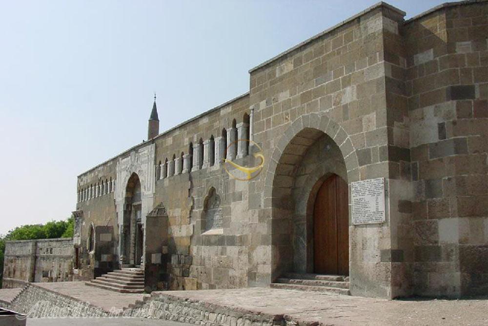 مسجد علاءالدین در قونیه - ترکیه | علاءالدین تراول