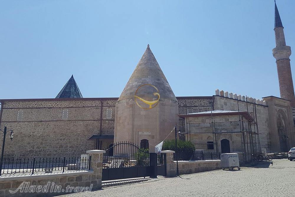 مسجد اشرف اوغلو در قونیه - ترکیه | علاءالدین تراول