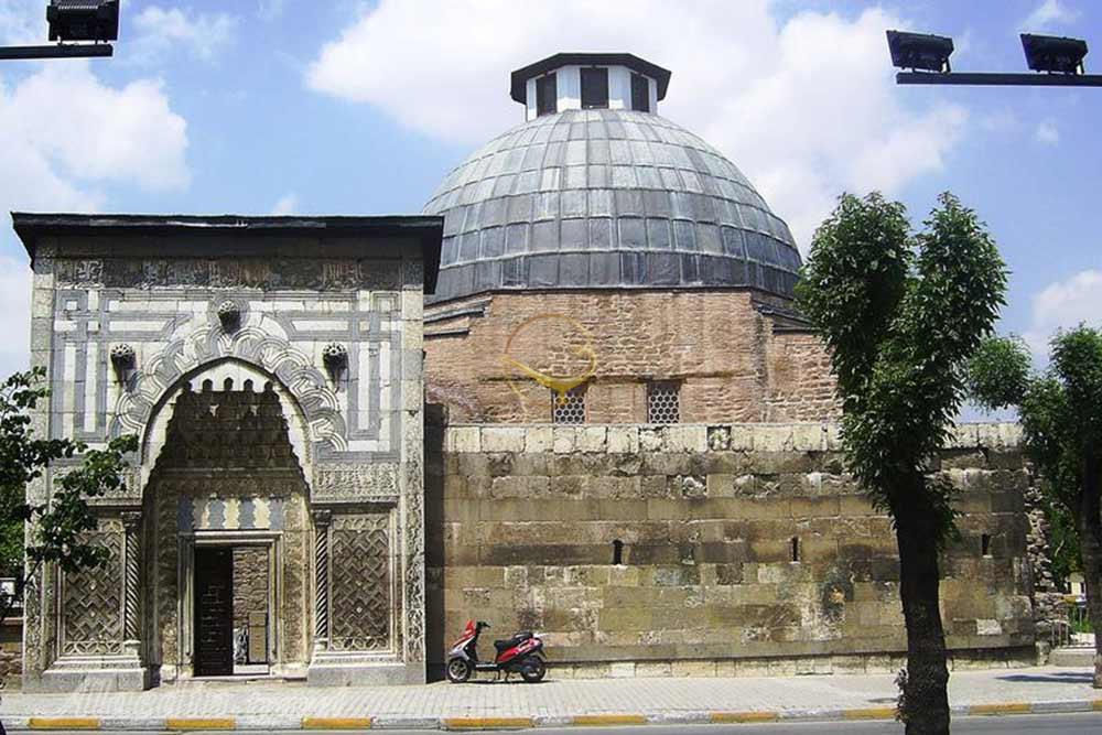 موزه مدرسه کاراتای (موزه کاشی) در قونیه - ترکیه | علاءالدین تراول