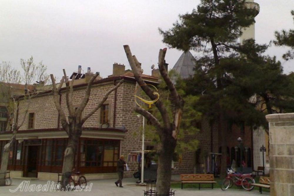 مقبره و مسجد شمس تبریزی در قونیه - ترکیه | علاءالدین تراول