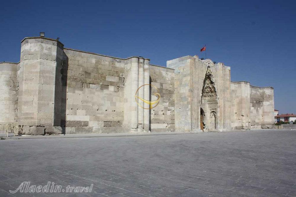 کاروانسرای سلطان هانی در قونیه - ترکیه | علاءالدین تراول