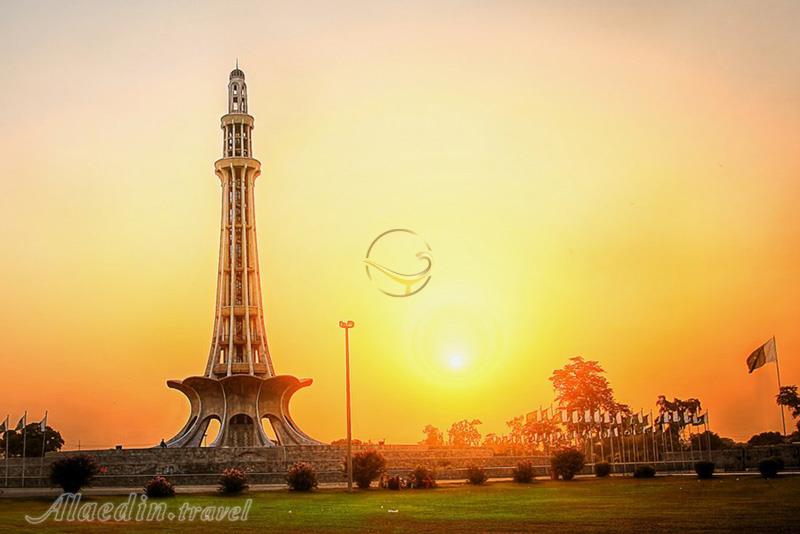 منار پاکستان در لاهور | علاءالدین تراول