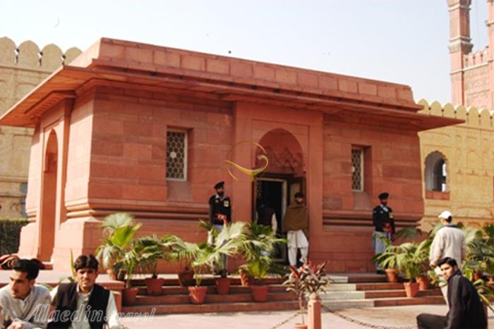 مقبره اقبال لاهوری در لاهور - پاکستان | علاءالدین تراول