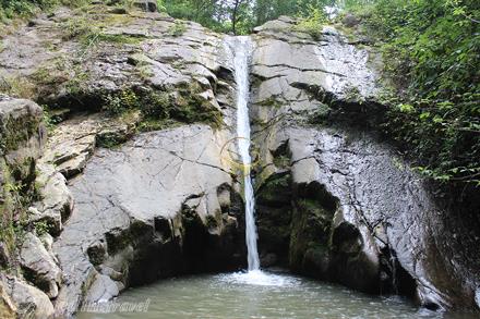 آبشار ماهی مشو لنگرود