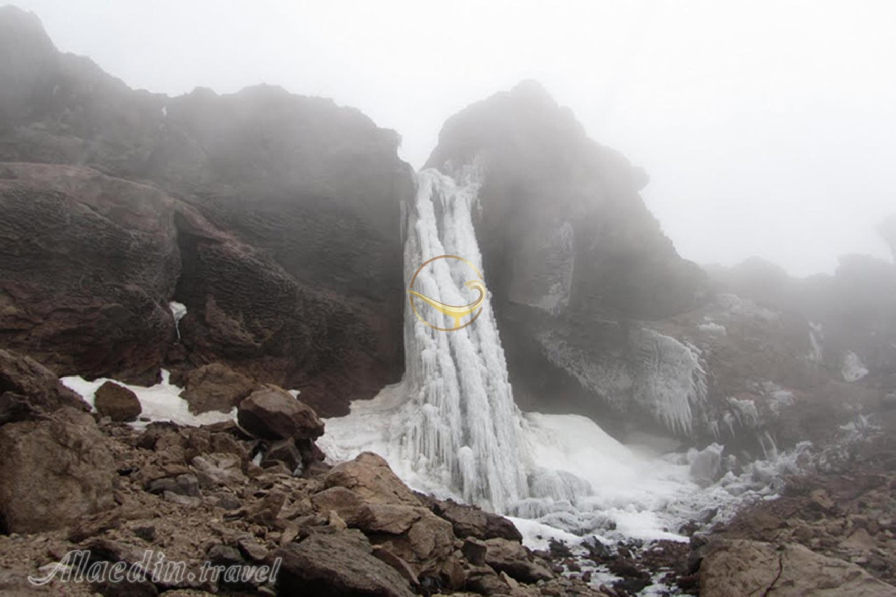 آبشار یخی نوا لاریجان | علاءالدین تراول